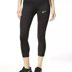 Nike Women's Black Leggings Crop Dri Fit Tight Fit Size M